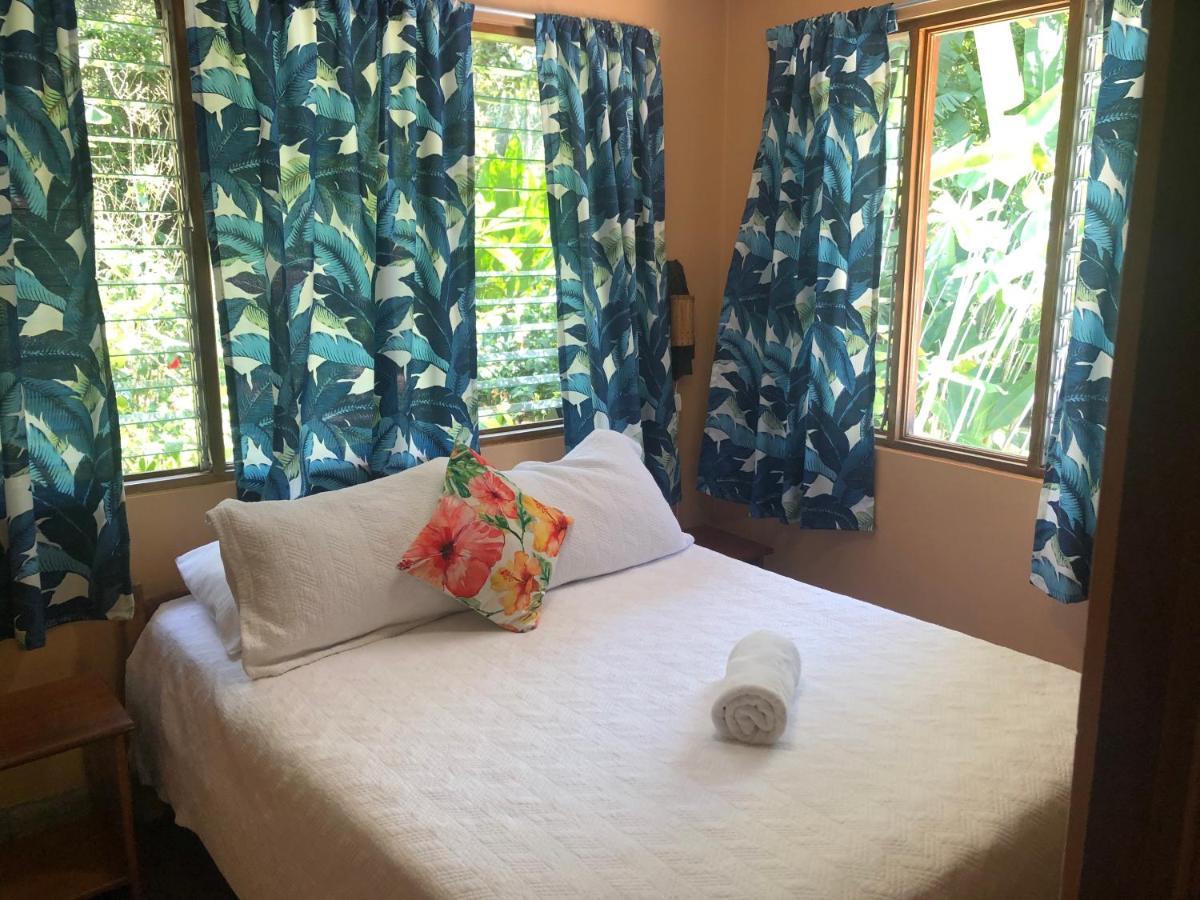 Hotel El Mono Feliz Ojochal Eksteriør bilde