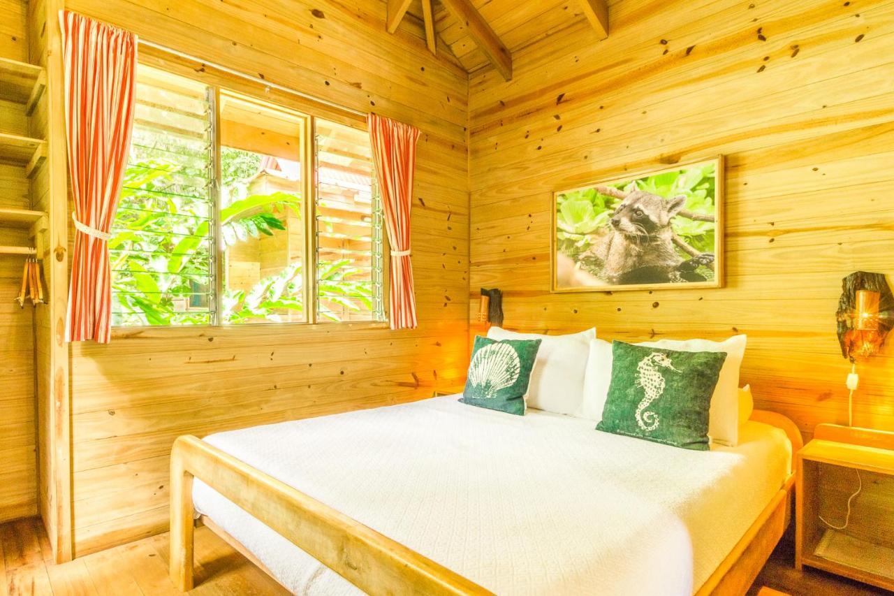 Hotel El Mono Feliz Ojochal Eksteriør bilde